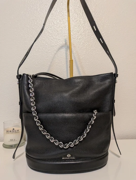Michael Kors Black Chain Leather Bucket Bag EUC - Picture 7 of 9
